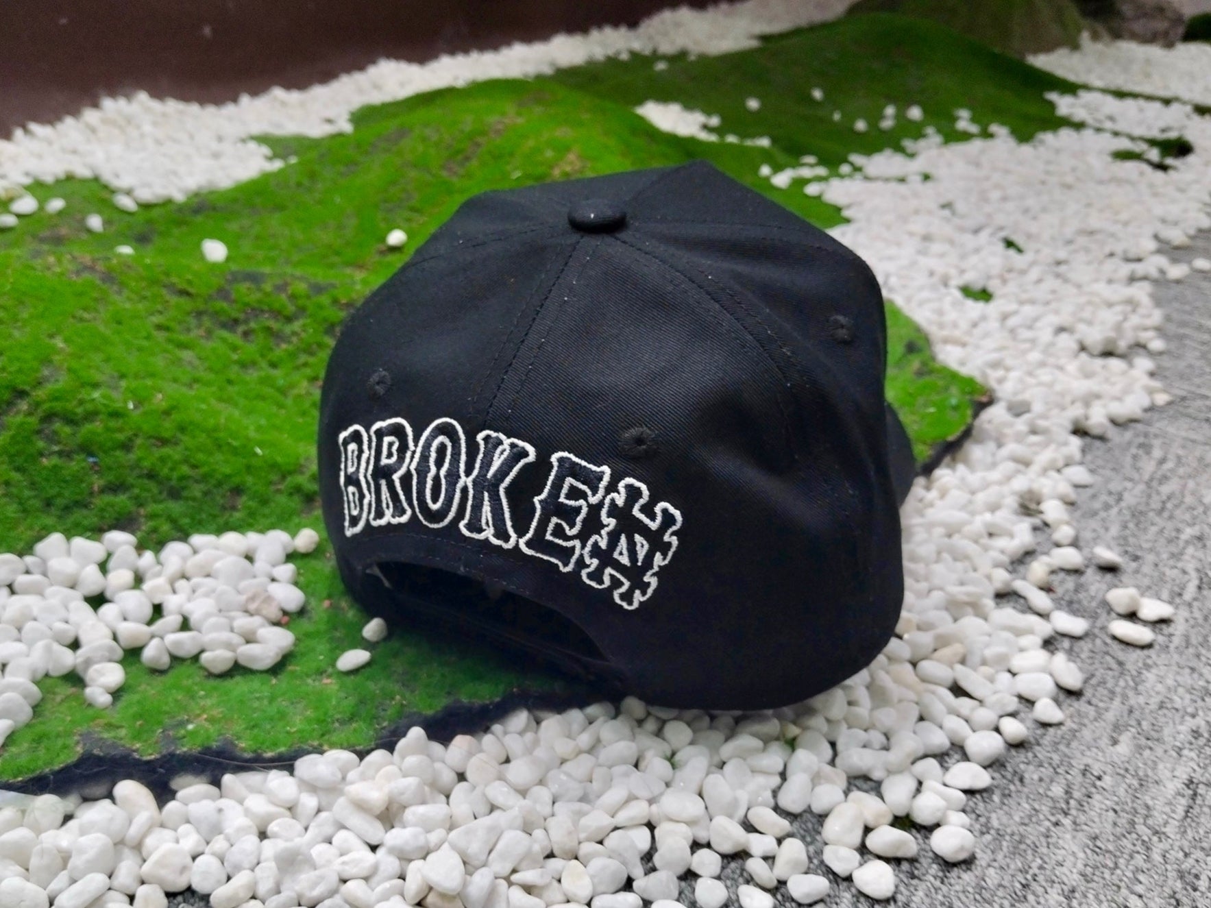 BROKEN# Snapback